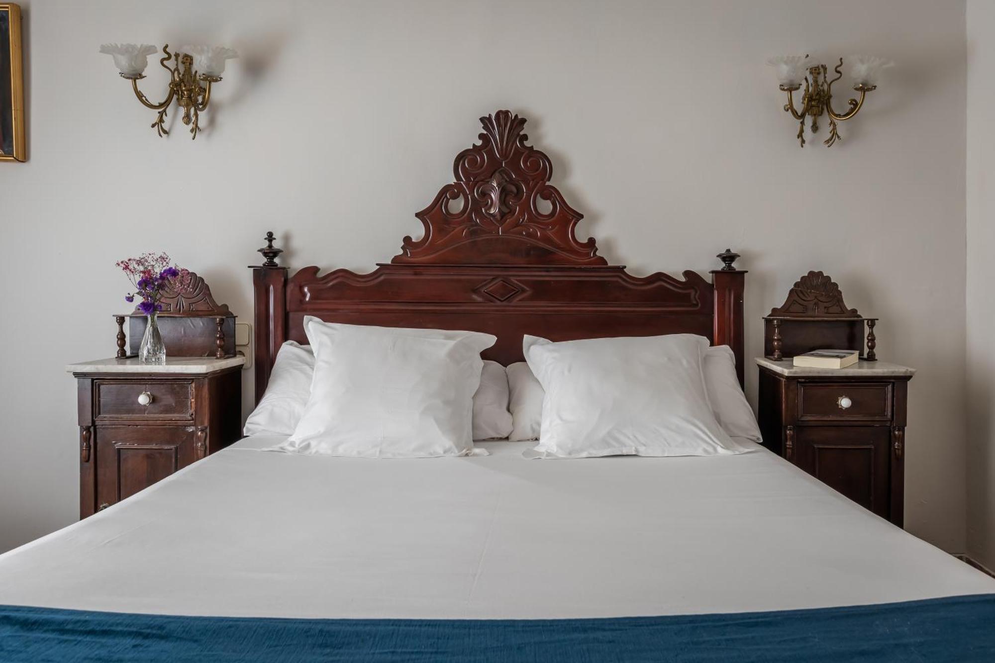 Hotel Medium Renaixenca Сиджес Номер фото