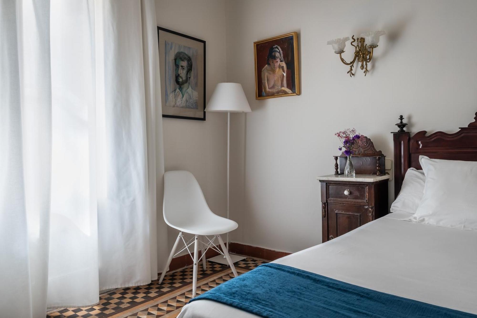 Hotel Medium Renaixenca Сиджес Номер фото